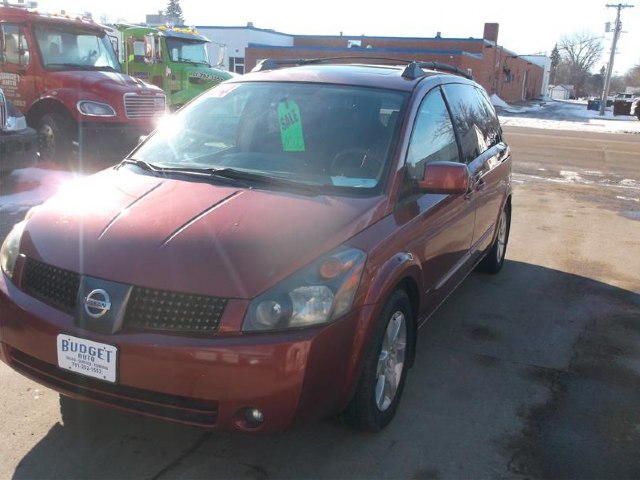 The 2004 Nissan Quest 3.5 SL