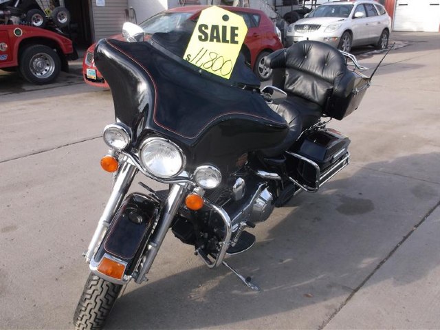 The 2002 Harley Davidson Electra Glide Ultra Classic